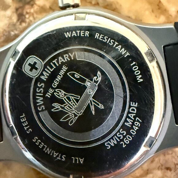 Vintage  2001 Swiss Military Men’s The Genuine100M Diver Swiss Made Silver Black - Picture 8 of 9